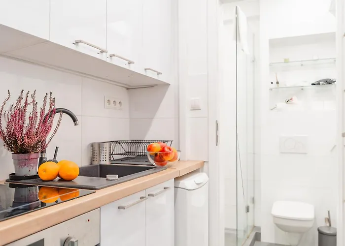 Lovely Old City, Kazimierz - By Hosty